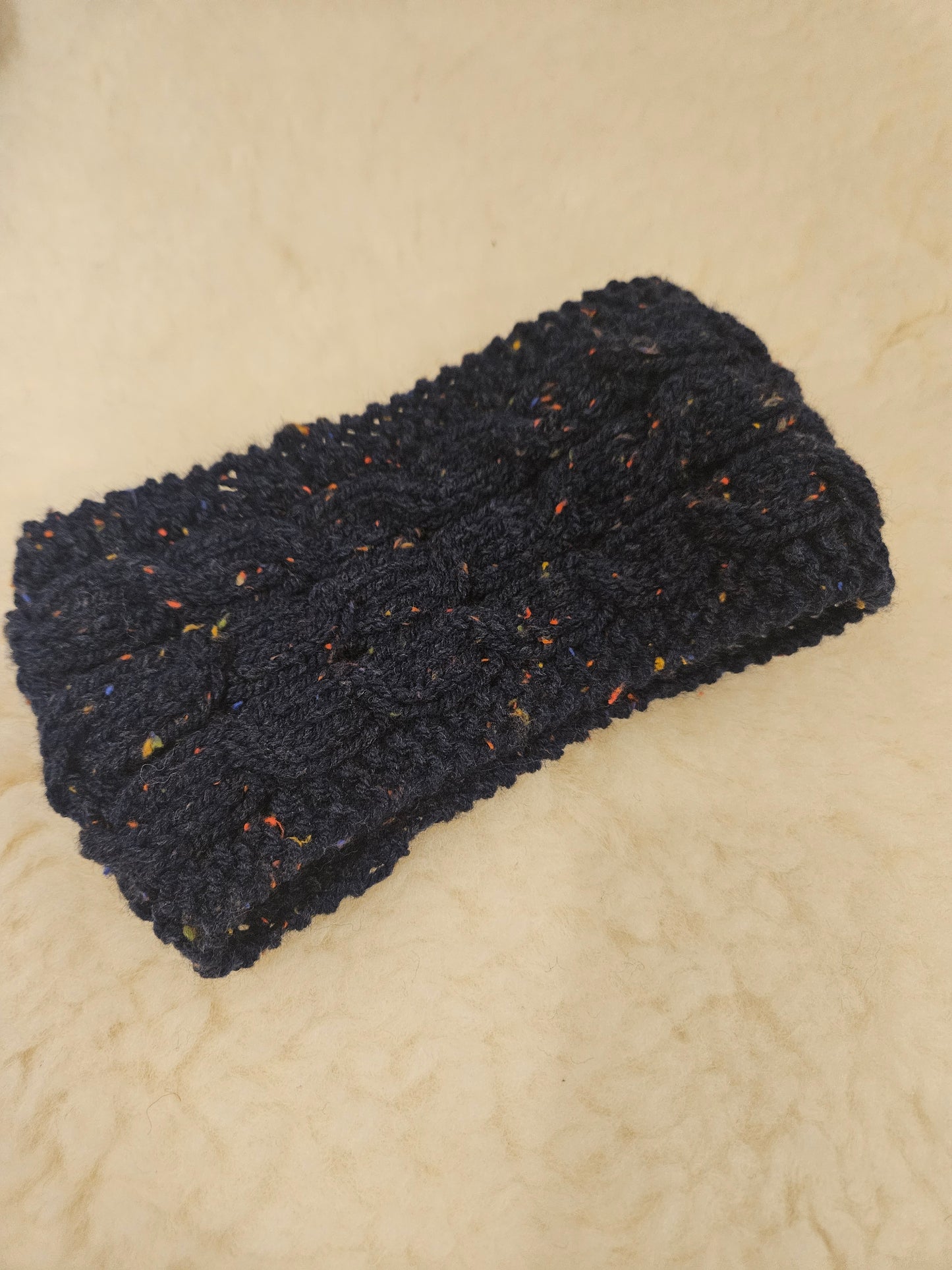 Mockled navy headband