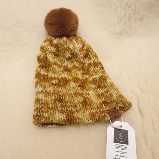 Bobble hat